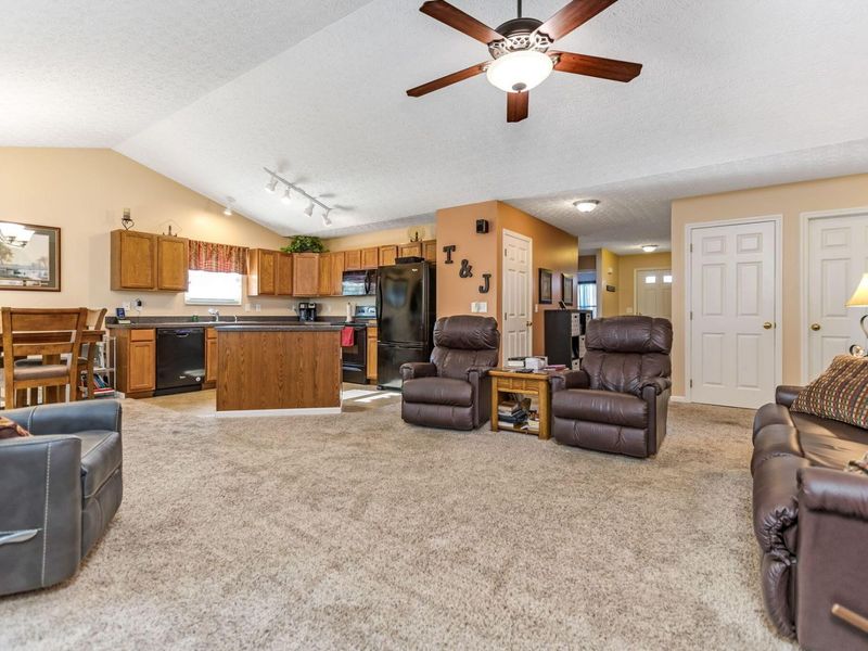 381 Sycamore Drive, Circleville, OH 43113 Photo 15