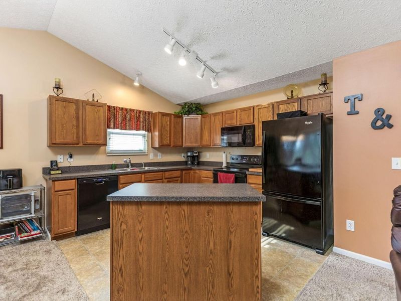 381 Sycamore Drive, Circleville, OH 43113 Photo 17