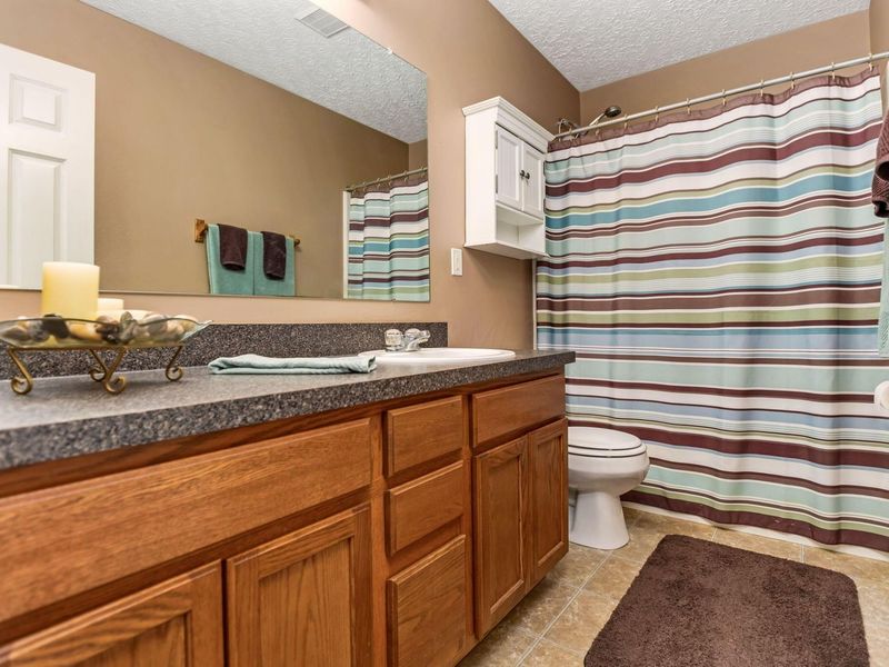 381 Sycamore Drive, Circleville, OH 43113 Photo 9