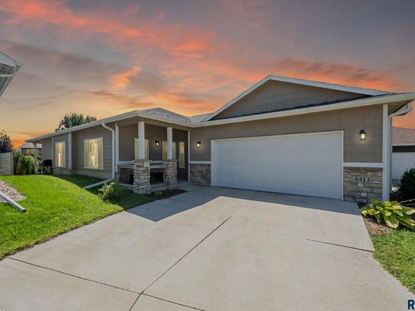 4413 W 34th St N N, Sioux Falls, SD 57107