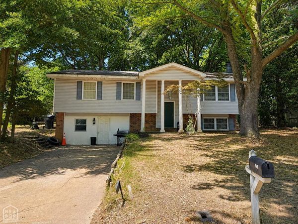 2000 Bunker Hill, Jonesboro, AR 72401