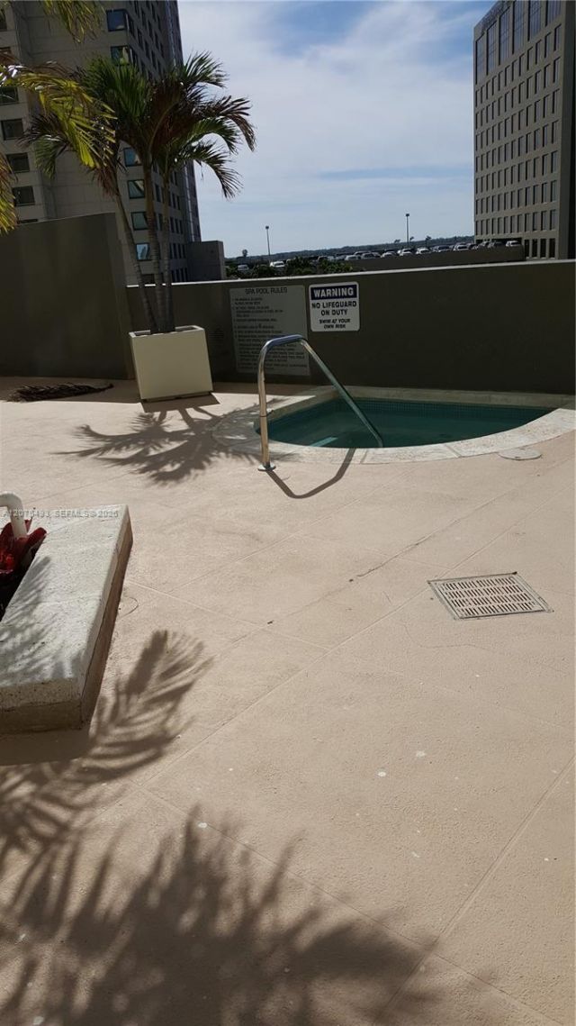 9066 SW 73rd Ct, Unit 1601, Miami, FL 33156 Photo