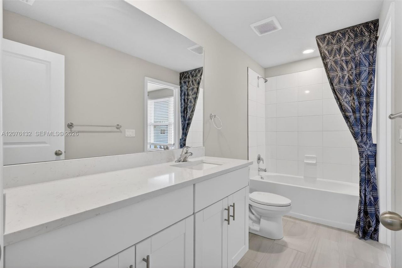 5610 SE Edgewater Cir , Stuart, FL 34997 Photo