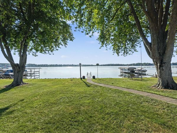 163 Lakeside Drive, Quincy, MI 49082