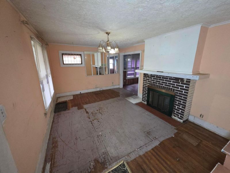 1863 Agler Road, Columbus, OH 43224 Photo 2