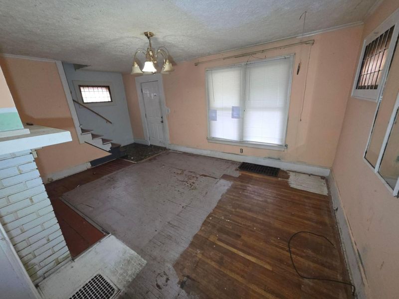 1863 Agler Road, Columbus, OH 43224 Photo 3