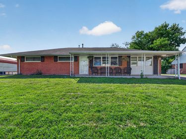 899 W Stephen Drive W, Columbus, OH 43204