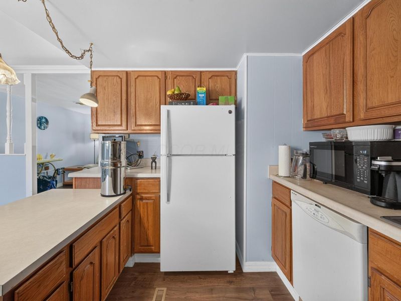 899 W Stephen Drive W, Columbus, OH 43204 Photo 8