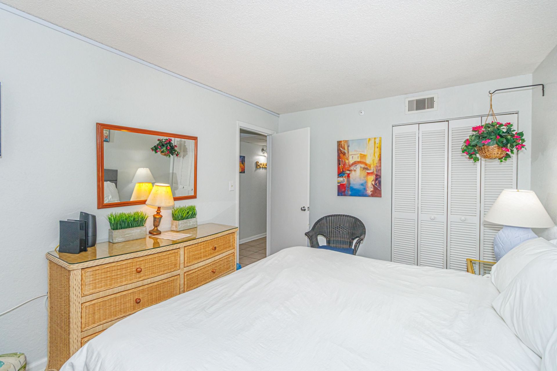2310 N Ocean Blvd. Photo 15