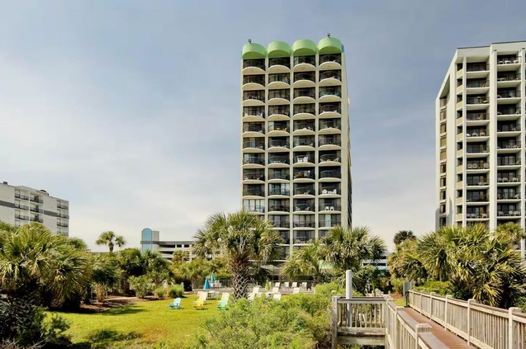 2310 N Ocean Blvd. Photo 32