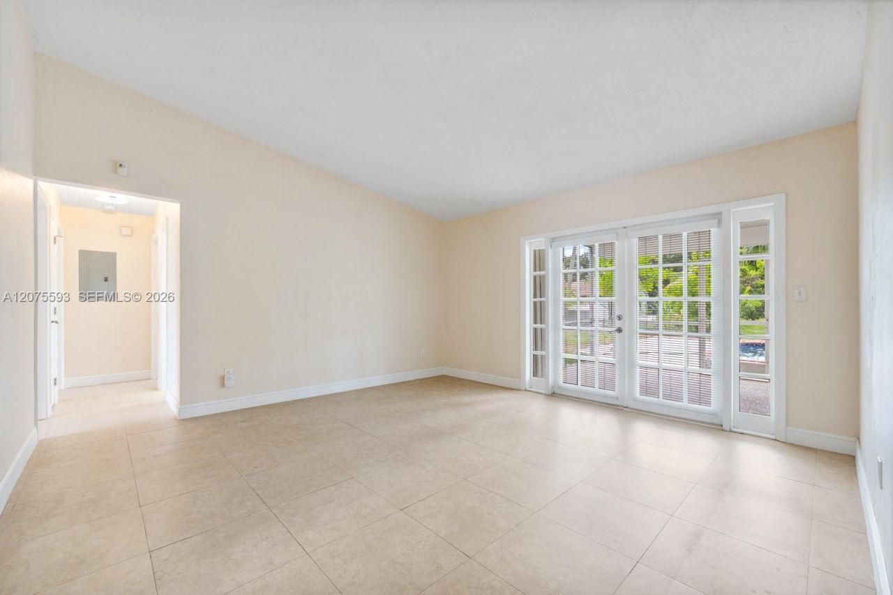 18465 SW 89th Ct , Cutler Bay, FL 33157 Photo