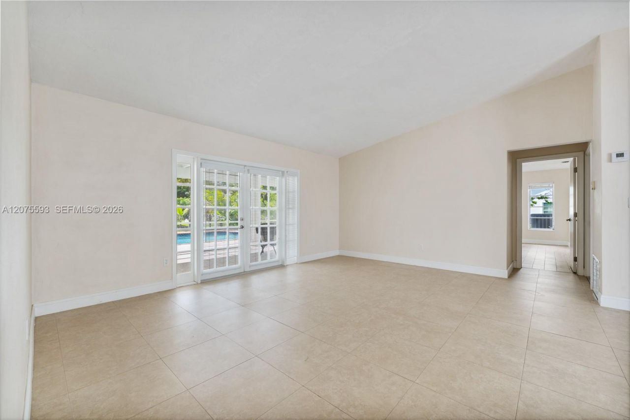 18465 SW 89th Ct , Cutler Bay, FL 33157 Photo