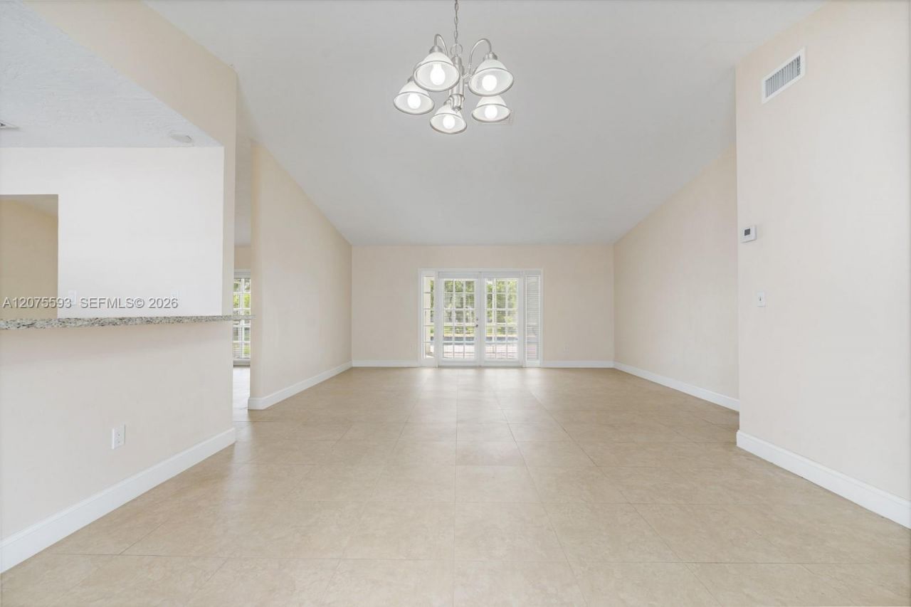 18465 SW 89th Ct , Cutler Bay, FL 33157 Photo