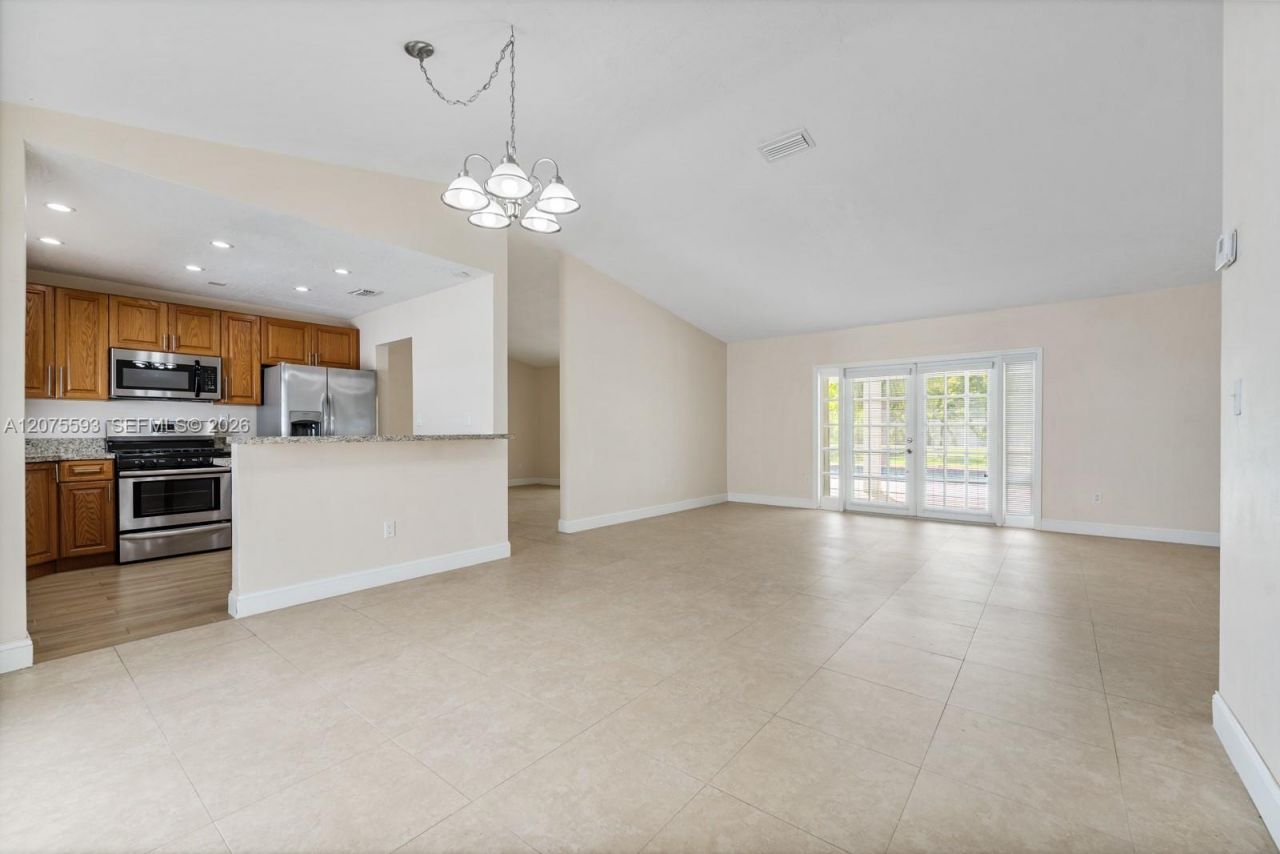 18465 SW 89th Ct , Cutler Bay, FL 33157 Photo