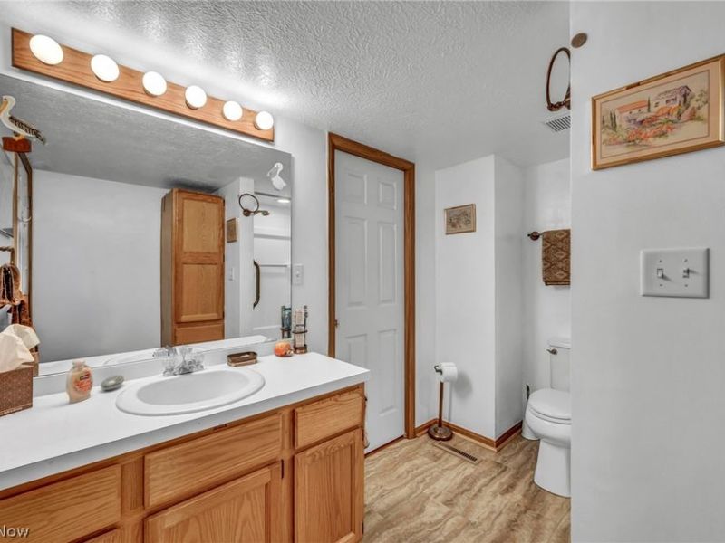 2213 Devon Court, Unit 18, Akron, OH 44312 Photo 14