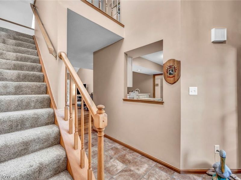 2213 Devon Court, Unit 18, Akron, OH 44312 Photo 5