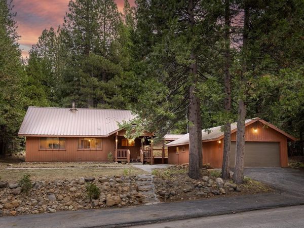 41177 Skyline Drive, Emigrant Gap, CA 95715