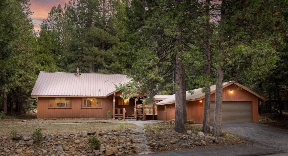 41177 Skyline Drive, Emigrant Gap, CA 95715 Photo