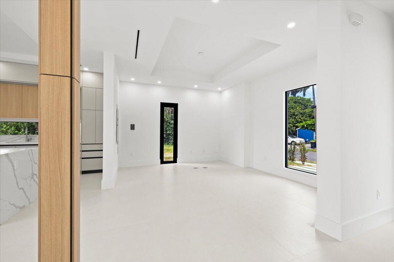 201 NW 14th Way, Dania Beach, FL 33004 Photo