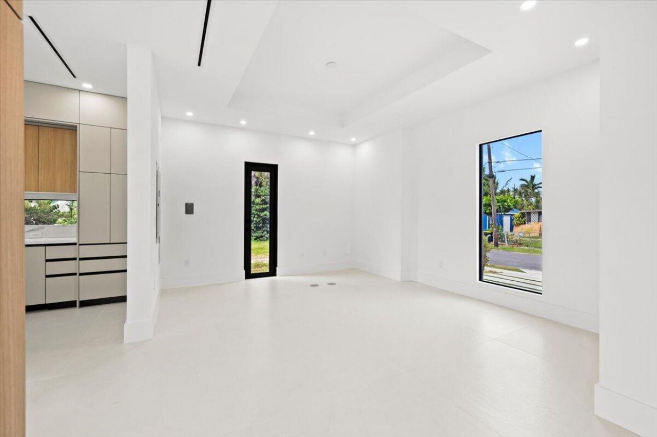 201 NW 14th Way, Dania Beach, FL 33004 Photo