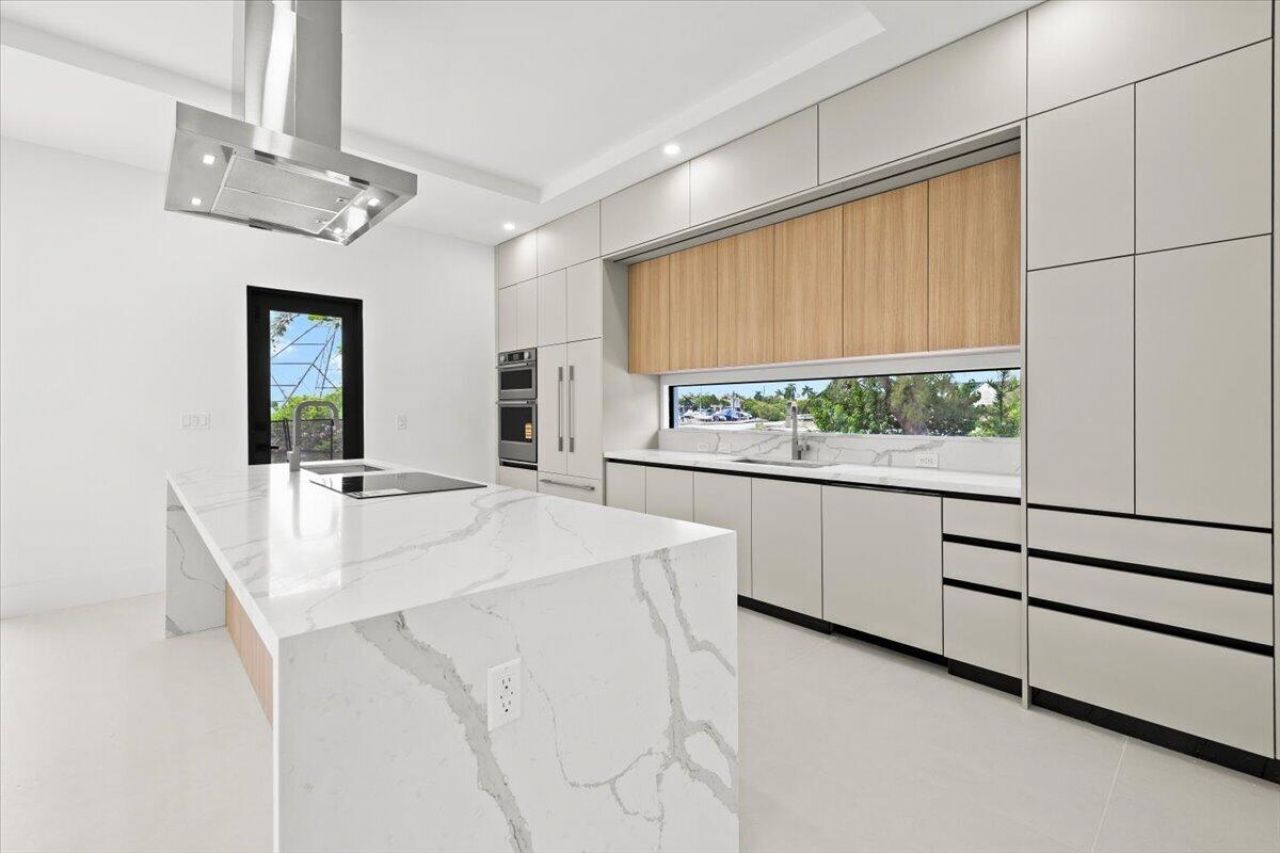 201 NW 14th Way, Dania Beach, FL 33004 Photo