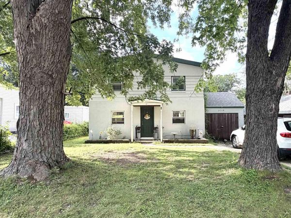 2119 E RIVERVIEW Court, Peoria Heights, IL 61616