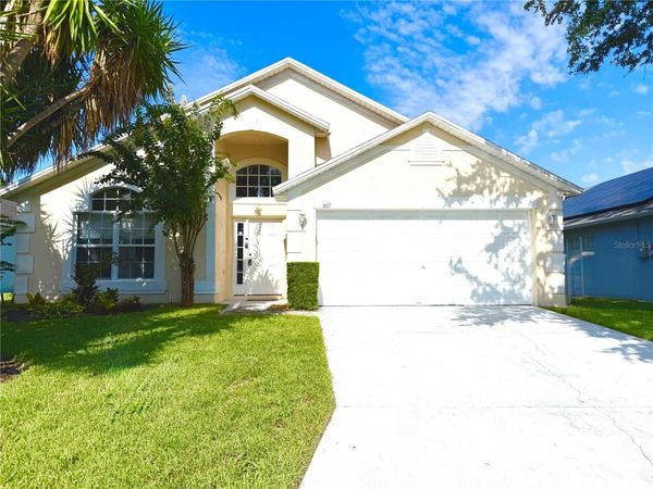 207 LANGHAM DRIVE, DAVENPORT, FL 33897