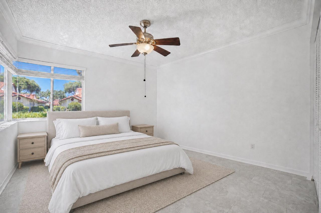 6070 Sunny Manor Court, Delray Beach, FL 33484 Photo