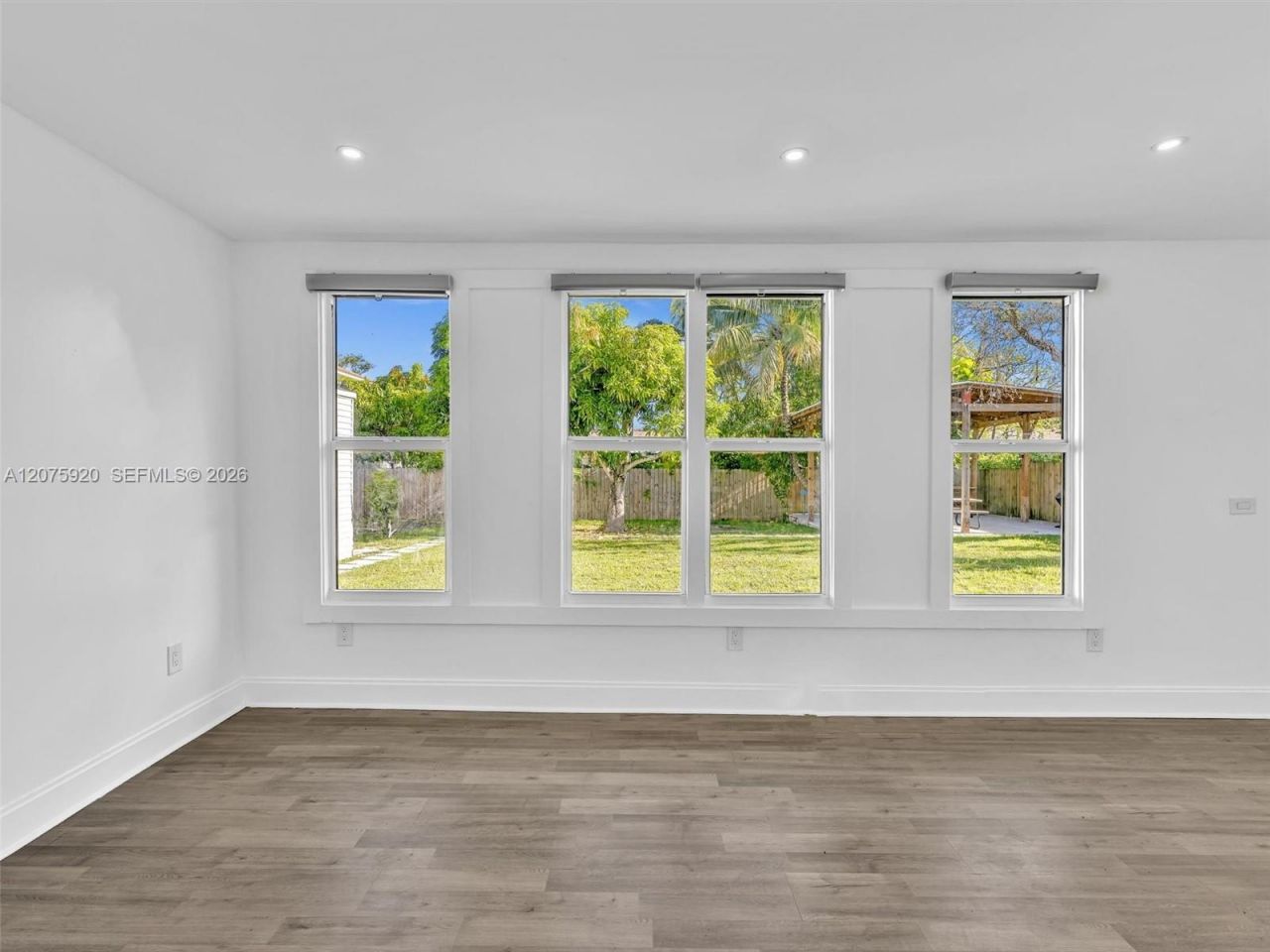 1647 NE 146th St, Miami, FL 33181 Photo