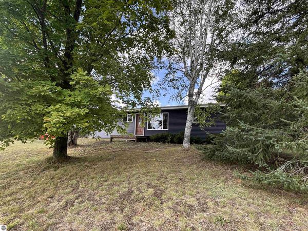 6105 Meyers Road, Kalkaska, MI 49646