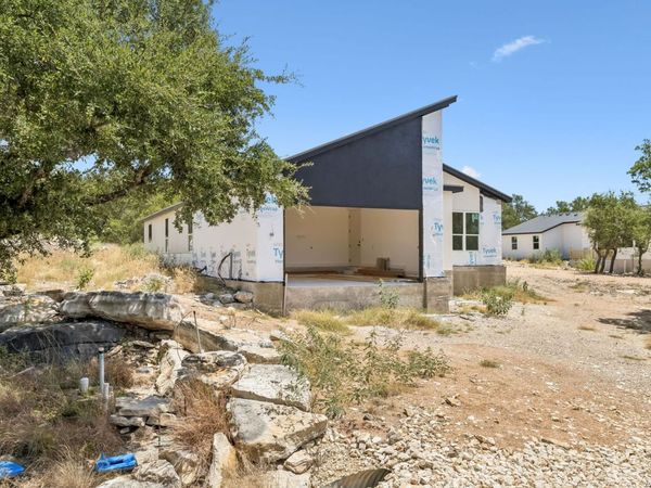 911 Sharp Rock, Horseshoe Bay, TX 78657