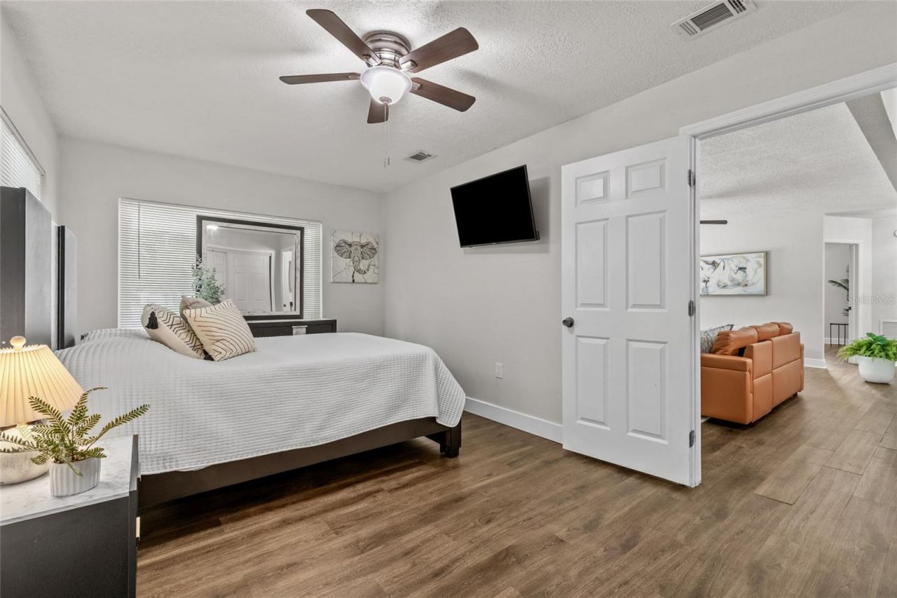 16903 Hanna Road , Lutz, FL 33549 Photo