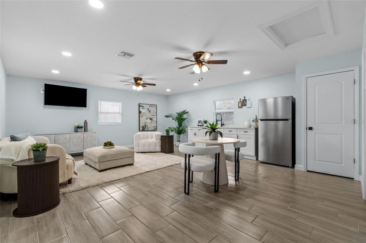 16903 Hanna Road , Lutz, FL 33549 Photo