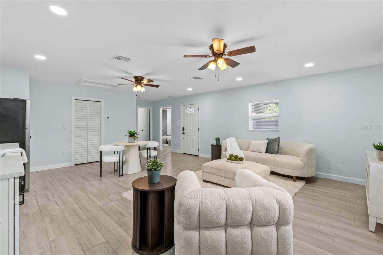 16903 Hanna Road , Lutz, FL 33549 Photo