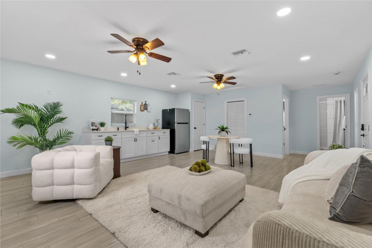 16903 Hanna Road , Lutz, FL 33549 Photo