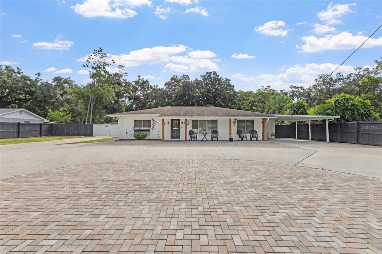 16903 Hanna Road , Lutz, FL 33549 Photo