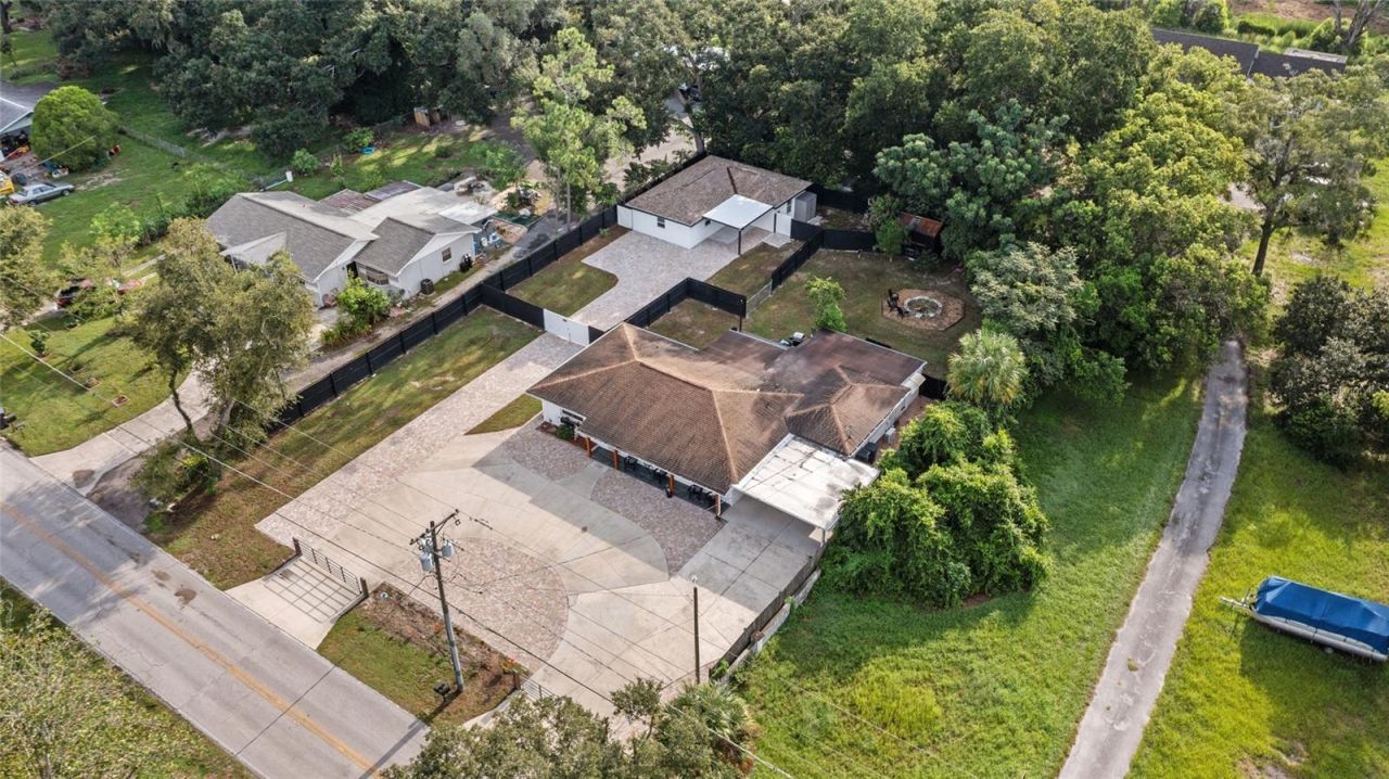 16903 Hanna Road , Lutz, FL 33549 Photo
