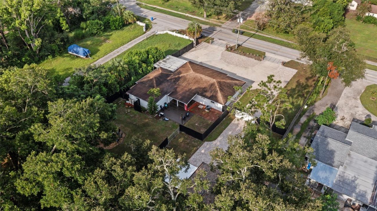 16903 Hanna Road , Lutz, FL 33549 Photo