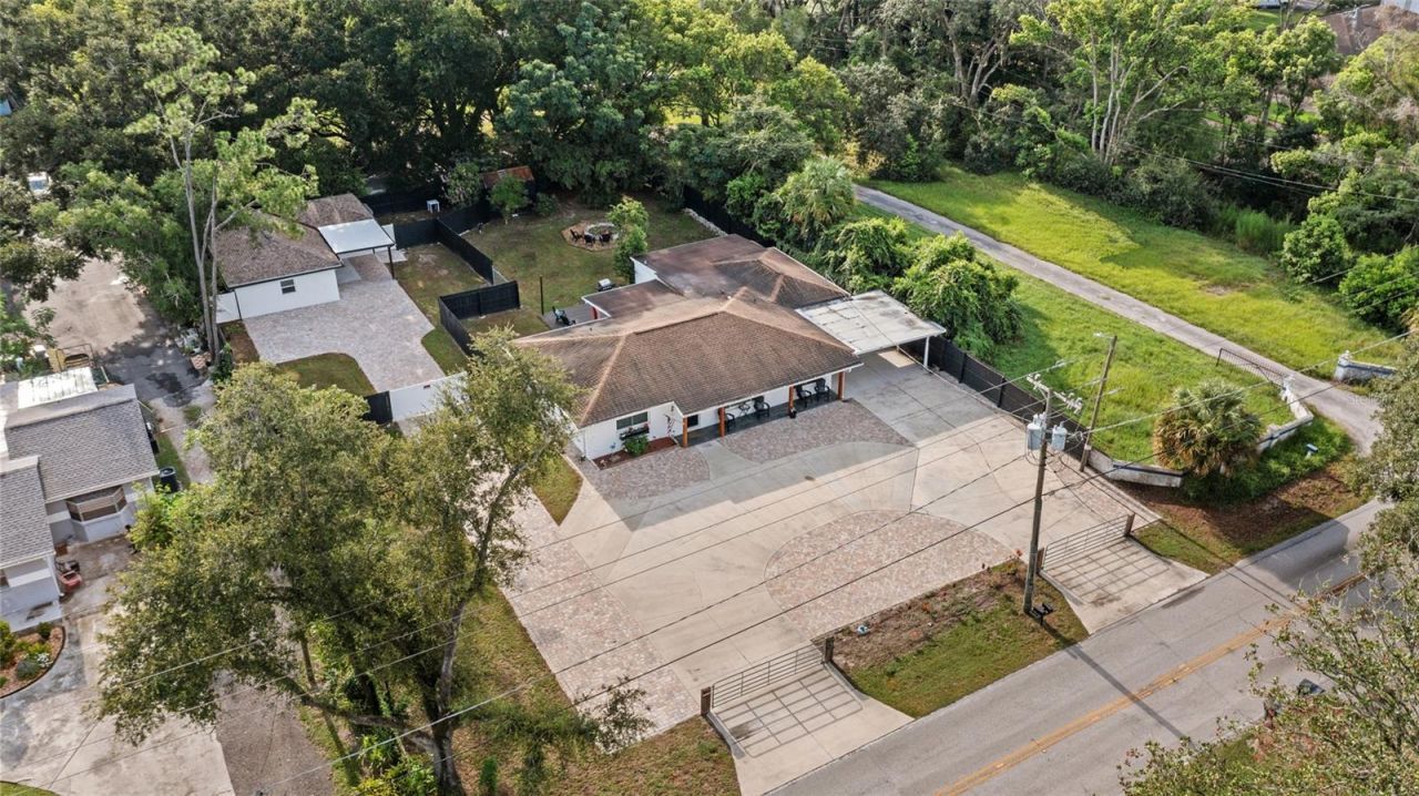 16903 Hanna Road , Lutz, FL 33549 Photo