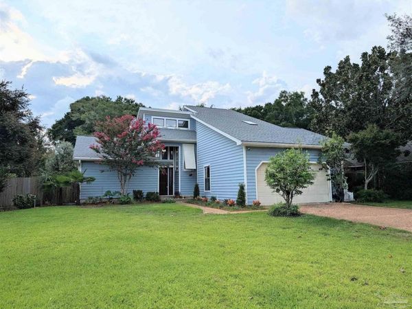 6563 Chula Vista, Pensacola, FL 32504