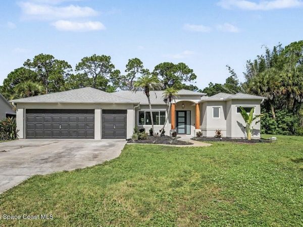 671 Hurst Road NE, Palm Bay, FL 32907