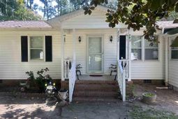 2752 N Highway 301 photo 4