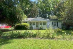 2752 N Highway 301 photo 4