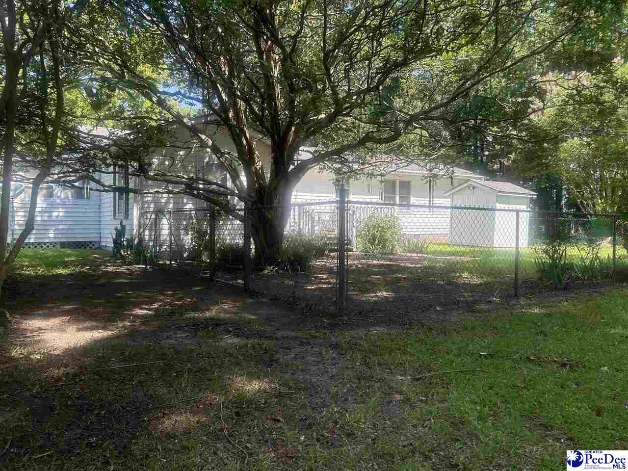 2752 N Highway 301 Photo 5