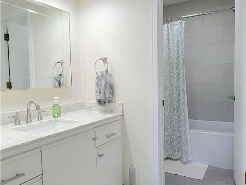 4390 Marin Woods, Unit D, Port Clinton, OH 43452 Photo 24
