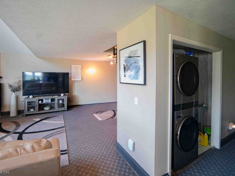 657 Second Street, Unit 8, Fairport Harbor, OH 44077 Photo 14