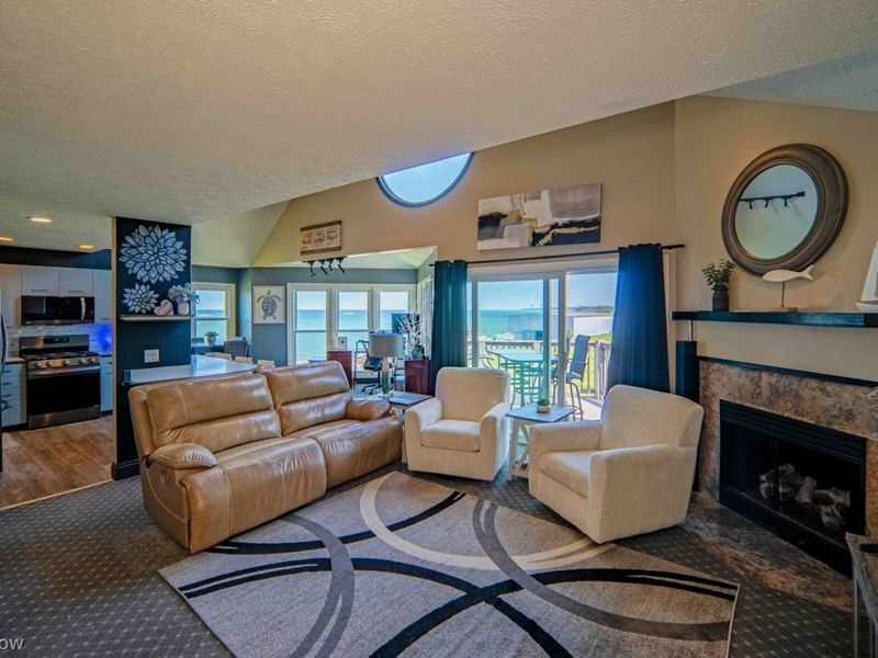 657 Second Street, Unit 8, Fairport Harbor, OH 44077 Photo 6