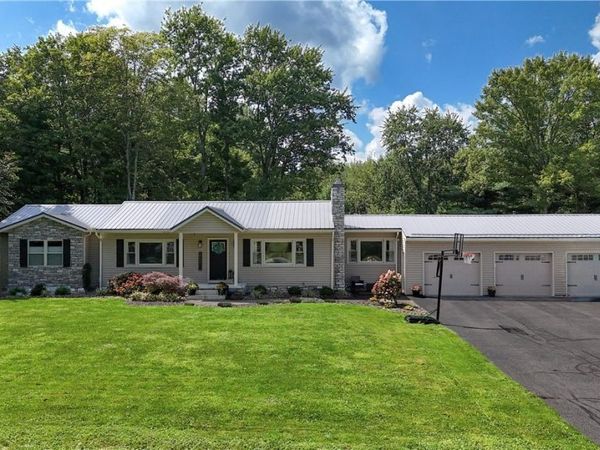 14200 Eureka Road, Columbiana, OH 44408