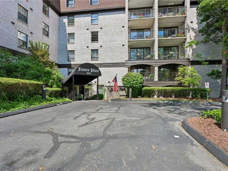 800 Brick Mill Run, Unit 116, Westlake, OH 44145 Photo 1