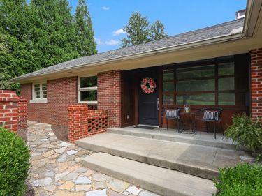 1337 Cooper Drive, Lexington, KY 40502
